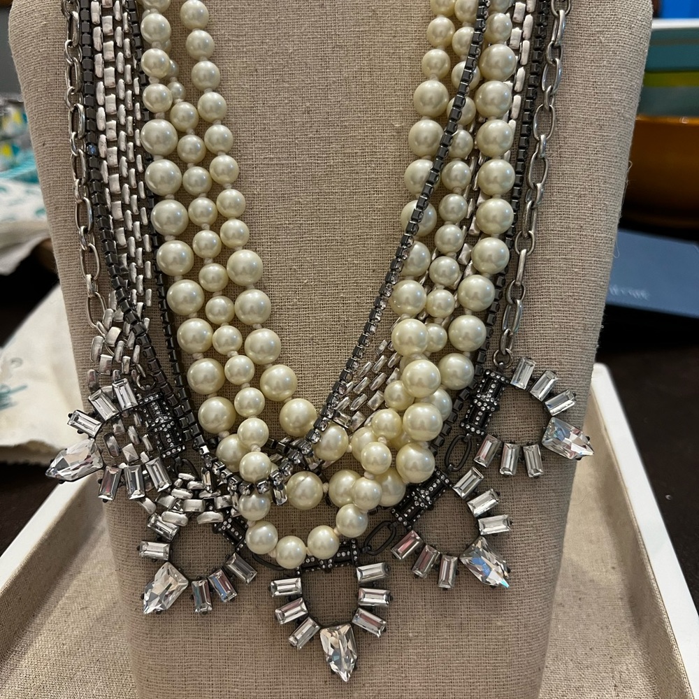 Stella & Dot Starlet Pearl Statement Necklace